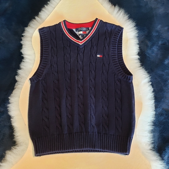 Boys Hilfiger Blue Red 100% Cotton Vest Size 7 - Picture 1 of 3